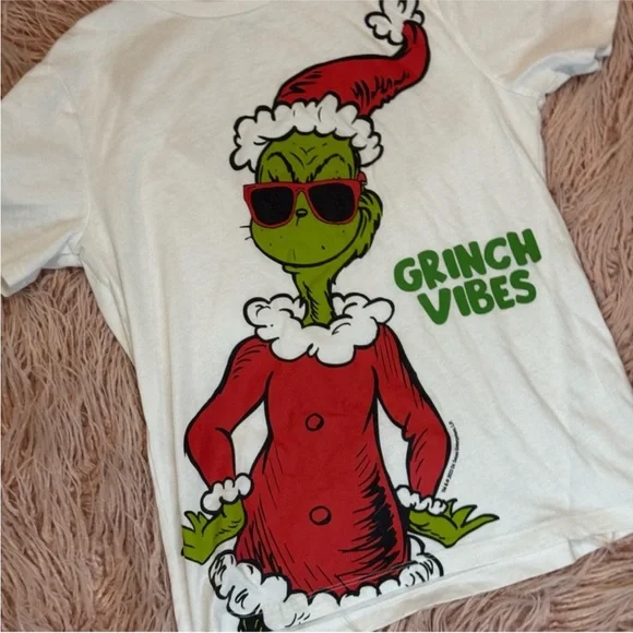 Old Navy White Grinch Vibes Kids Shirt - Picture 3 of 8